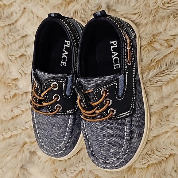 NWOT Children place shoes - Picture 5 of 8